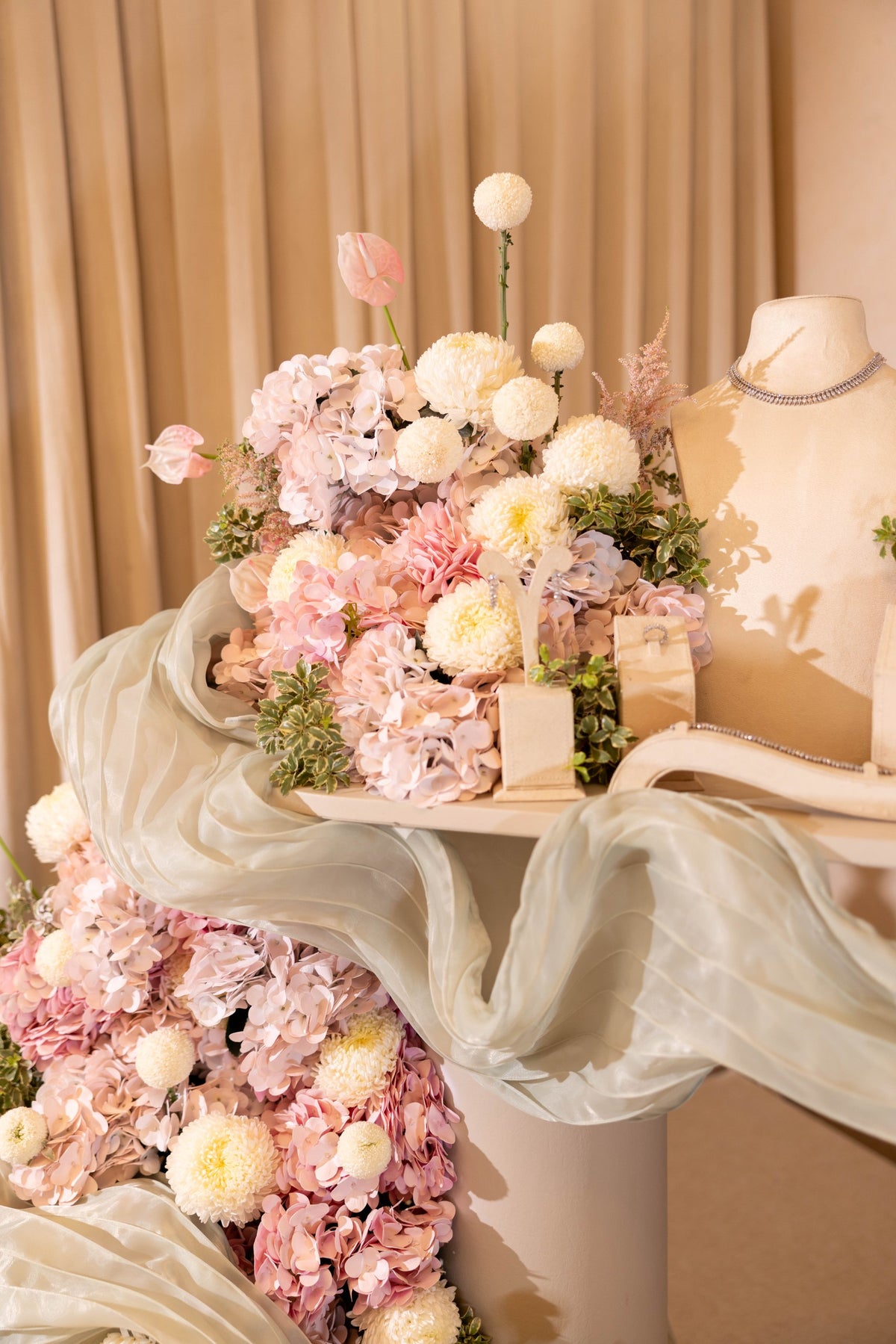 HOOR & GHADER Blush Draped Floral Installation - Luxury