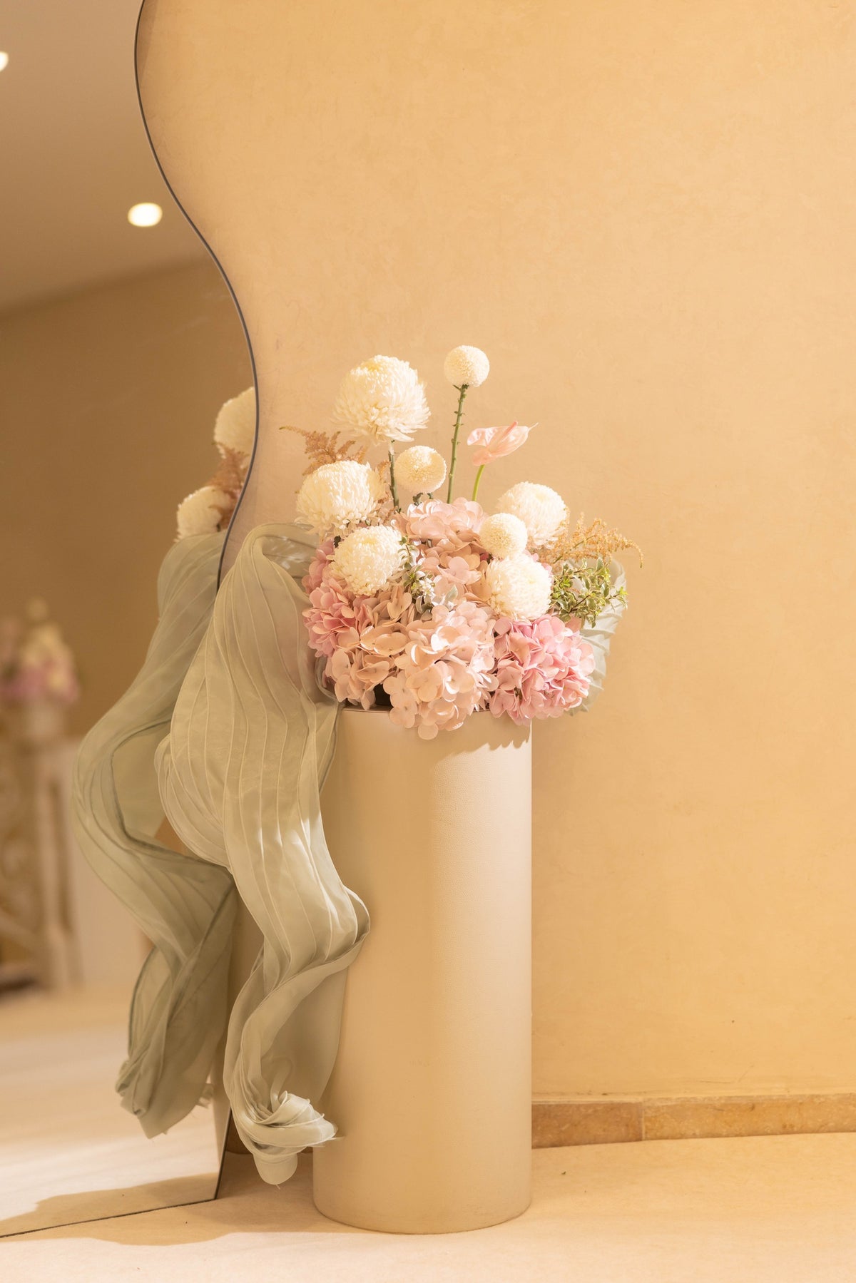 HOOR & GHADER Blush Draped Floral Installation - Luxury