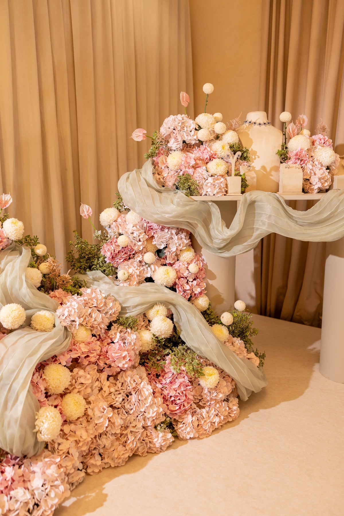 HOOR & GHADER Blush Draped Floral Installation - Luxury