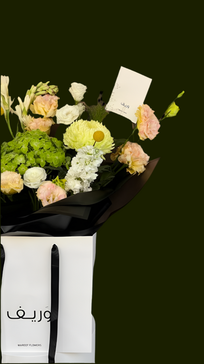 Golden Glow – Luxe Floral Handbag
