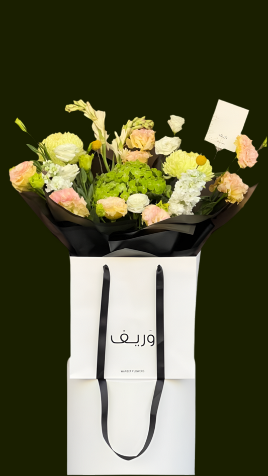Golden Glow – Luxe Floral Handbag