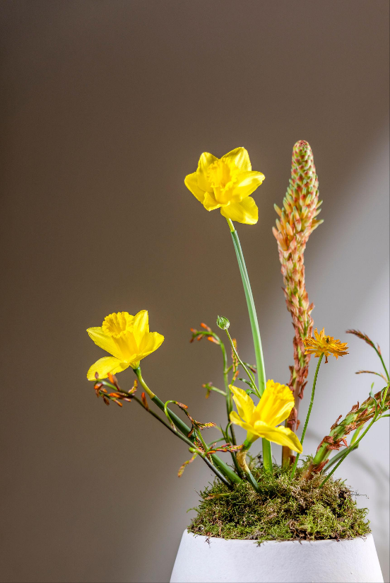 Golden Moss Vase